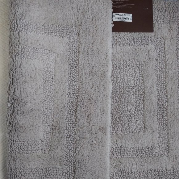 Hudson Park Bath Rug - Picture 5 of 10